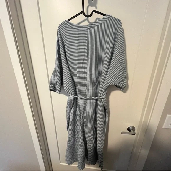 Oddbird Co. 100% Gauze Cotton Striped Blue and White Women's Dress size 2X/3X - Picture 5 of 11